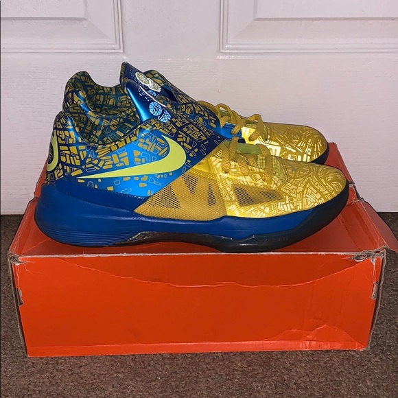 Nike, KD 4 - Picture 6 of 8